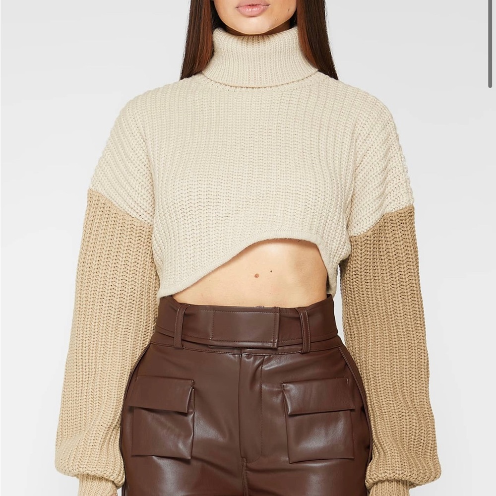 Three Toned Green Knitted asymmetrical sweater